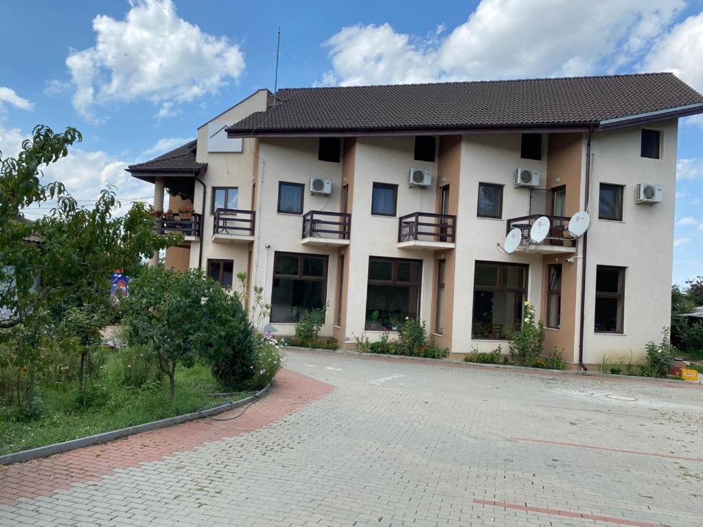 Pensiunea Casa Soarelui Simian ภายนอก รูปภาพ