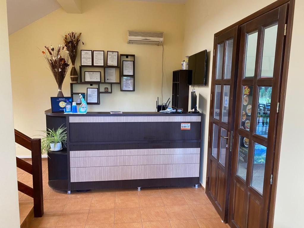 Pensiunea Casa Soarelui Simian ภายนอก รูปภาพ